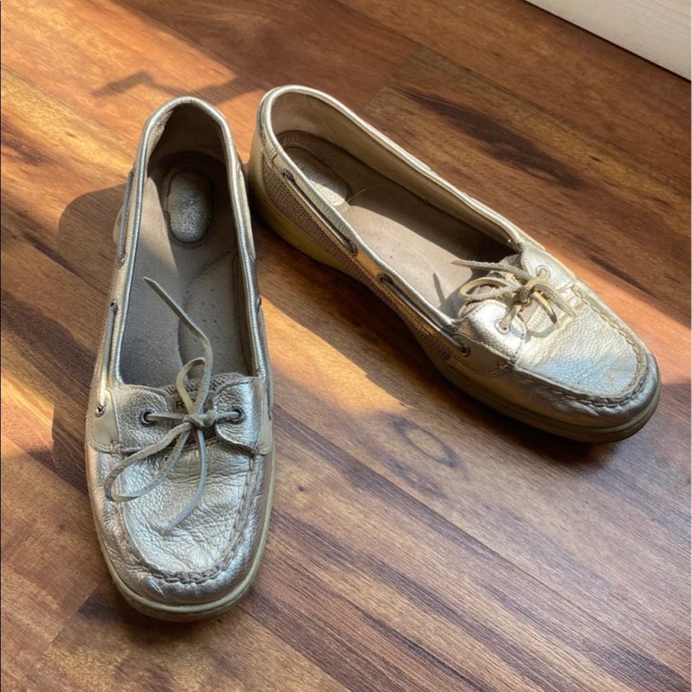 Sperry shoes! Good condition!